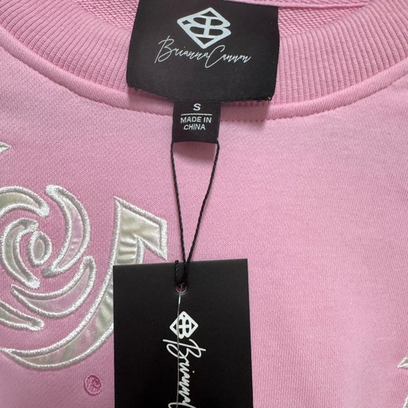 Brianna Cannon Pink Kentucky Derby Sweatshirt size Small NWT - Picture 4 of 5